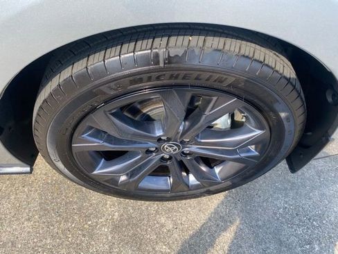 Used 2025 Toyota Sienna XSE FWD image 32