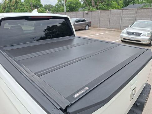 Used 2018 Honda Ridgeline RTL-T image 35
