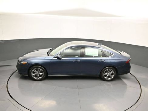 Used 2023 Honda Accord EX image 40