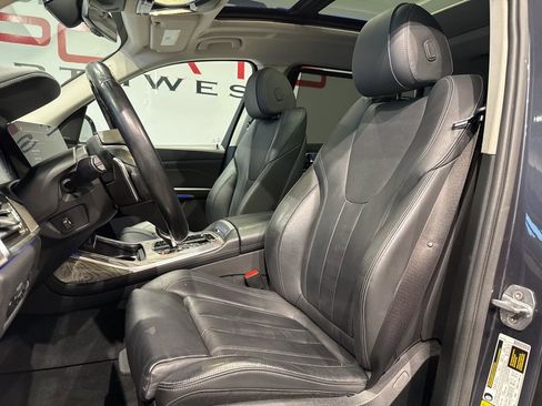 Used 2019 BMW X7 xDrive40i w/ Premium Package image 11