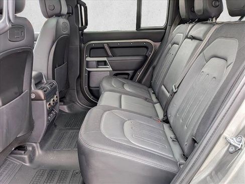 Used 2022 Land Rover Defender 110 X-Dynamic HSE image 22