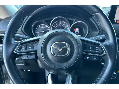 Used 2018 MAZDA CX-5 Touring w/ Preferred Equipment Package image 28