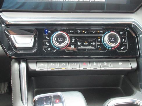 Used 2024 GMC Sierra 1500 Denali Ultimate AWD/4WD image 34