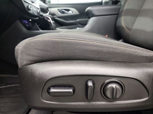 Used 2021 Chevrolet Traverse LT w/ LPO, Floor Liner Package image 18