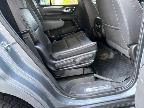 Used 2022 Chevrolet Tahoe RST w/ Luxury Package RWD image 15