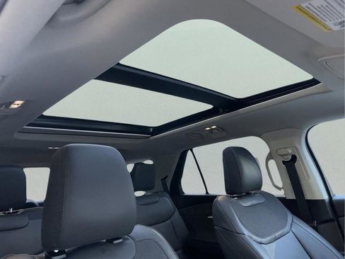 New 2025 Ford Explorer Active w/ Active Comfort Package image 15