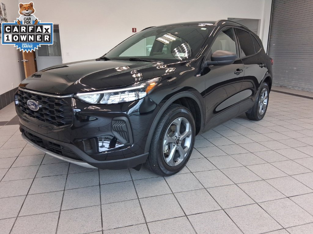 Used 2025 Ford Escape ST-Line AWD/4WD image 4