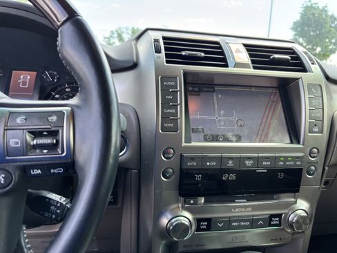 Used 2019 Lexus GX 460 Luxury image 6