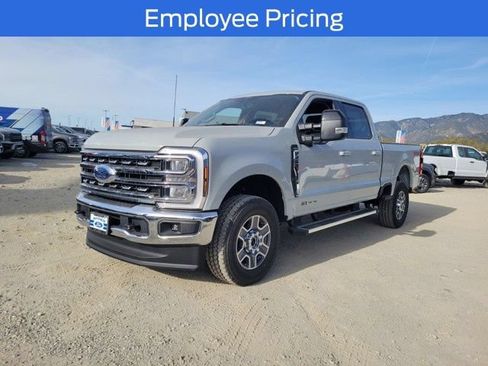 New 2026 Ford F250 Lariat w/ FX4 Off-Road Package AWD/4WD image 2