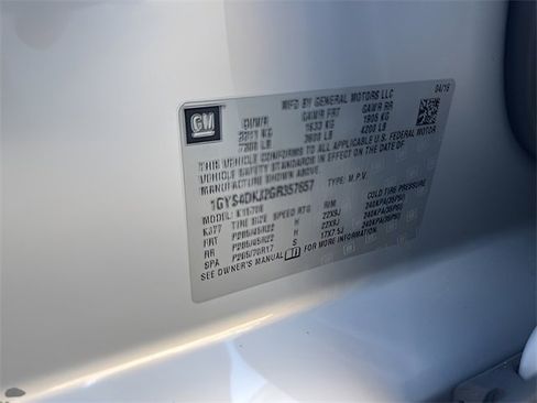 Used 2016 Cadillac Escalade Platinum image 27