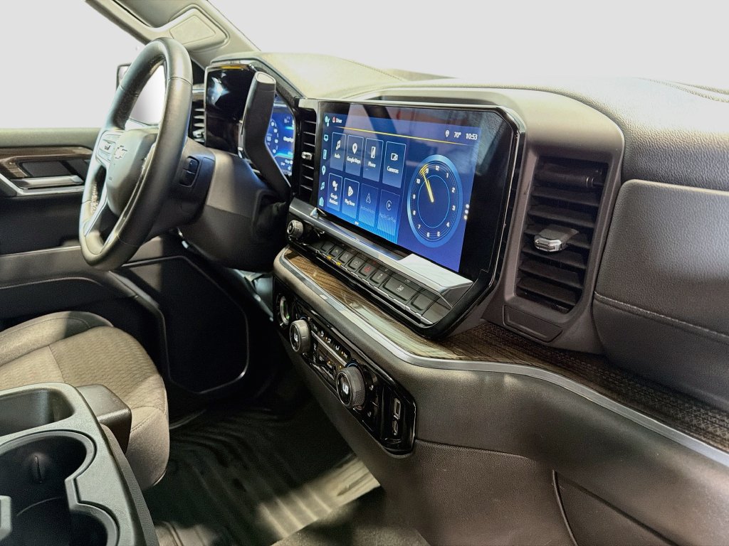 Used 2023 Chevrolet Silverado 1500 LT AWD/4WD image 27