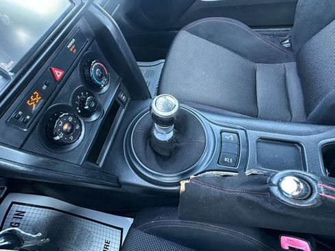 Used 2013 Subaru BRZ Premium RWD image 18