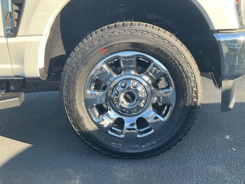 New 2026 Ford F250 Lariat w/ Chrome Package AWD/4WD image 10