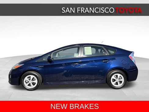 Used 2014 Toyota Prius Two image 2