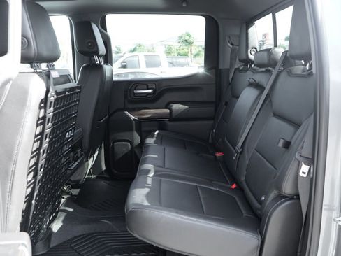 Used 2020 Chevrolet Silverado 1500 LT Trail Boss AWD/4WD image 32