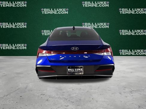 Used 2025 Hyundai Elantra SEL image 5