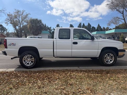 Used 2003 Chevrolet Silverado 1500 4x4 Extended Cab image 8