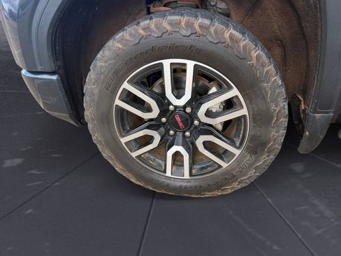 Used 2021 GMC Sierra 1500 AT4 w/ AT4 Premium Package image 14