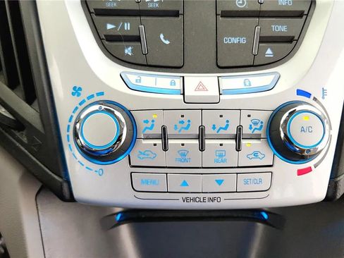 Used 2015 Chevrolet Equinox LT w/ Driver Convenience Package FWD image 26