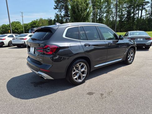 Used 2024 BMW X3 xDrive30i w/ Premium Package w/ZPA AWD/4WD image 3
