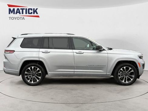 Used 2021 Jeep Grand Cherokee L Overland w/ Luxury Tech Group IV AWD/4WD image 8