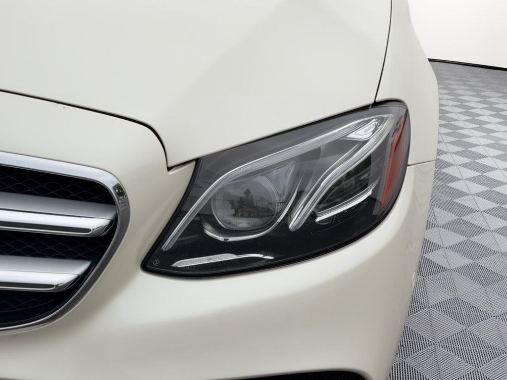 Used 2018 Mercedes-Benz E 400 4MATIC Wagon image 12