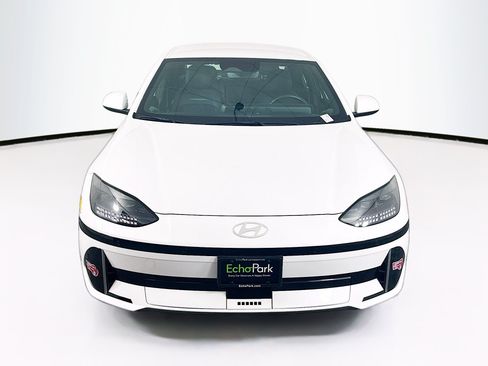 Used 2024 Hyundai Ioniq 6 SEL RWD image 2