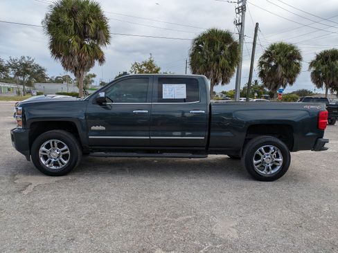 Used 2017 Chevrolet Silverado 2500 High Country image 7