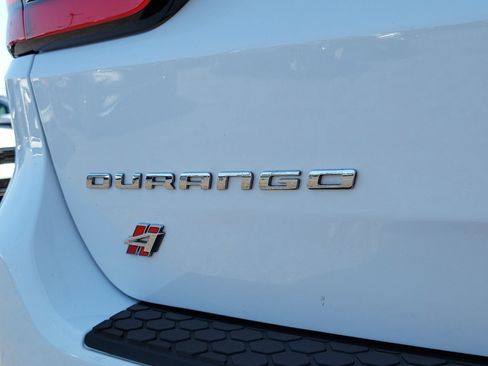 Used 2024 Dodge Durango SXT image 6