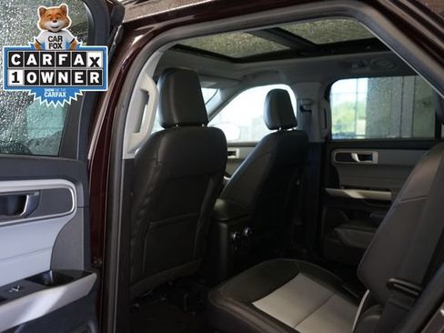 Used 2022 Ford Explorer XLT w/ Equipment Group 202A AWD/4WD image 27