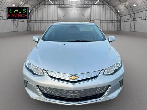 Used 2017 Chevrolet Volt LT image 2