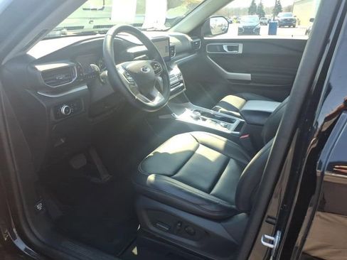 Certified 2023 Ford Explorer XLT w/ Equipment Group 202A image 13