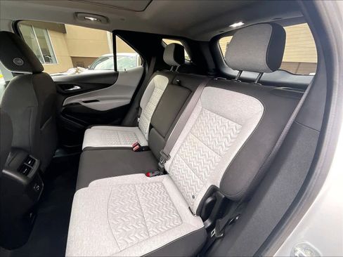Used 2022 Chevrolet Equinox LT image 15