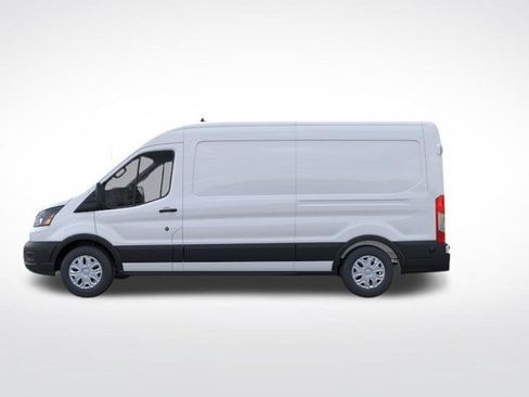 New 2026 Ford Transit 250 148 Medium Roof w/ Load Area Protection Package RWD image 3