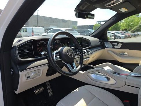 Certified 2023 Mercedes-Benz GLS 450 4MATIC image 8