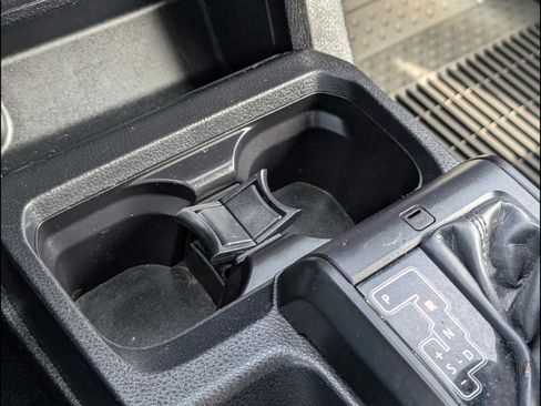 Used 2023 Toyota Tacoma SR image 18