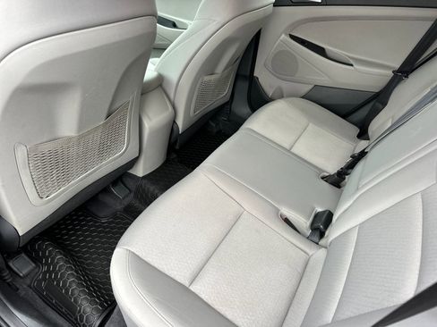 Used 2018 Hyundai Tucson SEL image 12