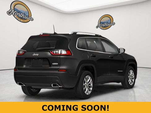 Used 2019 Jeep Cherokee Latitude Plus w/ Comfort/Convenience Group AWD/4WD image 11
