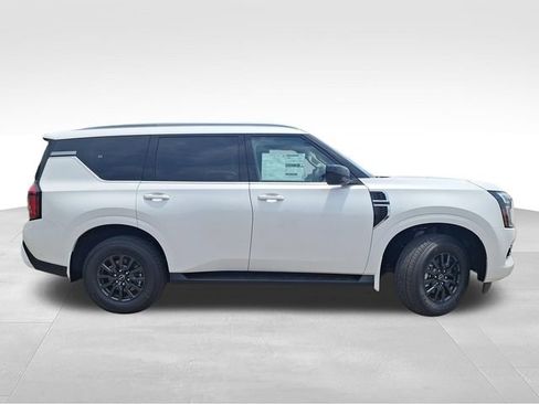 Certified 2026 Nissan Armada SV RWD image 9