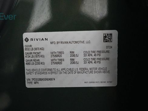 Used 2025 Rivian R1S Adventure AWD/4WD image 29