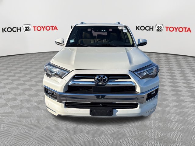 Used 2023 Toyota 4Runner Limited AWD/4WD image 2