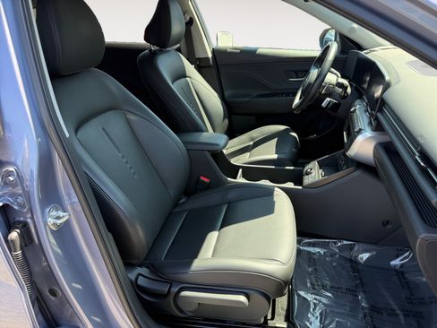 Certified 2024 Hyundai Kona Limited FWD image 19