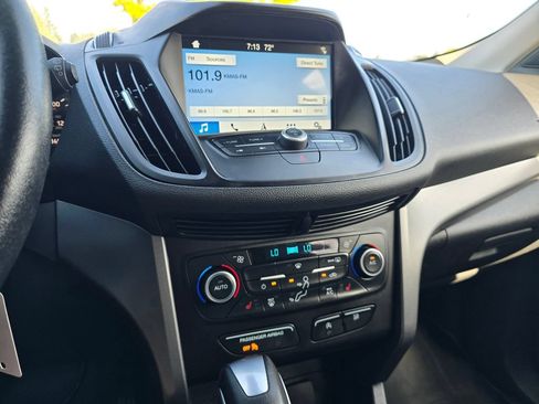 Used 2018 Ford Escape SEL w/ Ford Safe & Smart Package FWD image 18