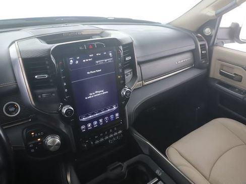 Used 2020 RAM 2500 Limited AWD/4WD image 30