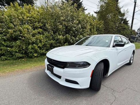 Used 2023 Dodge Charger SXT RWD image 16