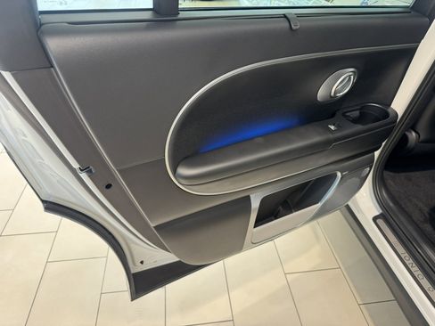 New 2026 Hyundai Ioniq 9 Calligraphy image 13