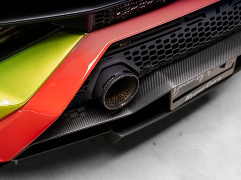 Used 2021 Lamborghini Huracan STO RWD image 41