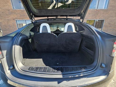 Used 2023 Tesla Model X image 69