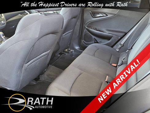 Used 2022 Chevrolet Malibu RS image 14