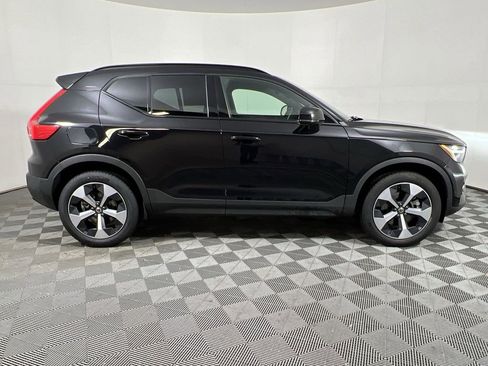 Certified 2025 Volvo XC40 B5 Plus image 11
